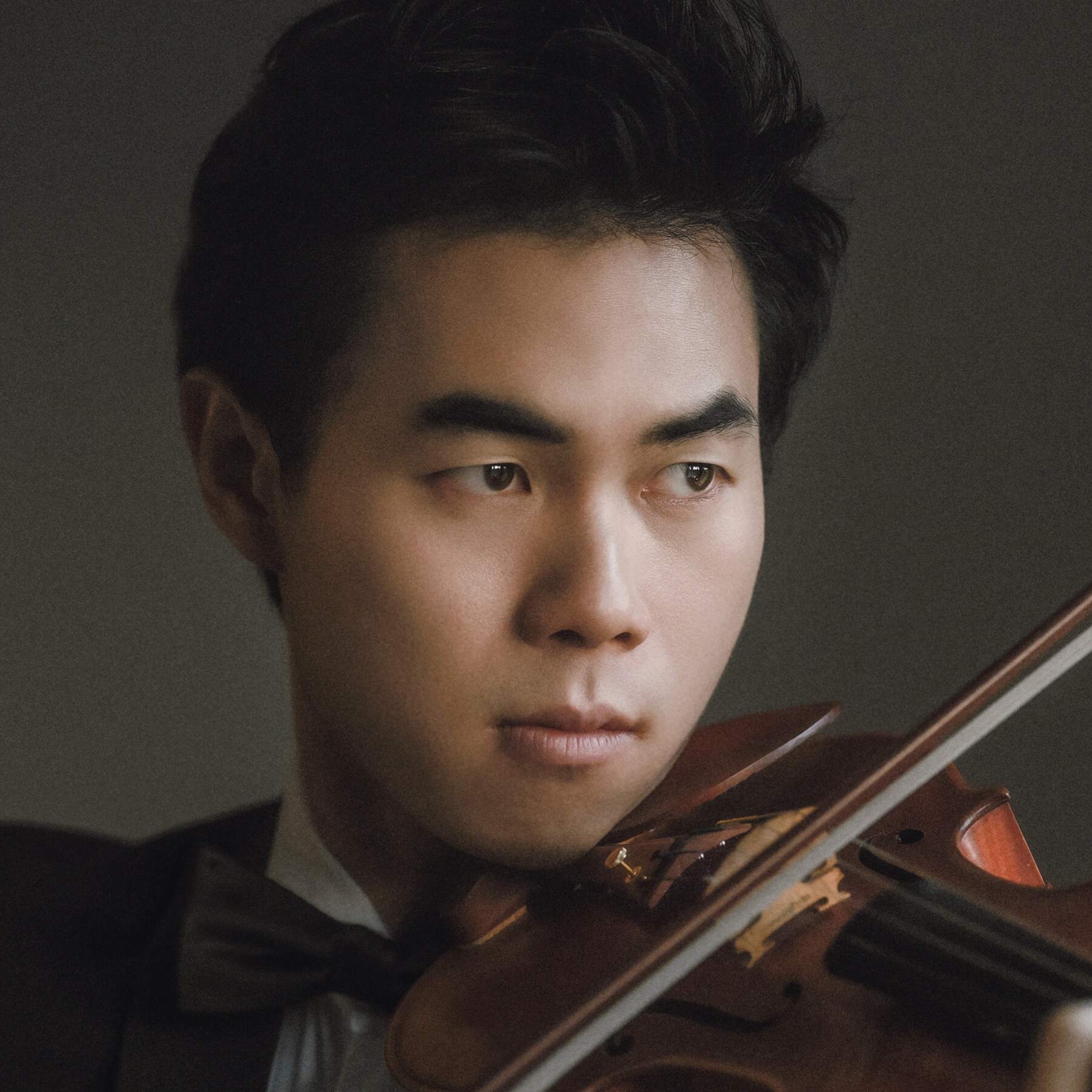 Violinist Timothy Chooi